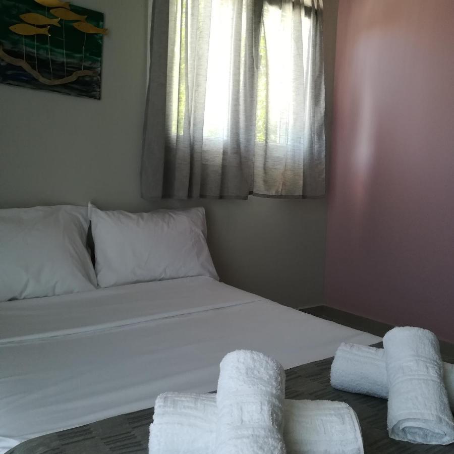 Alma Libre Luxury Apartment 2 Nikiti  Exterior photo